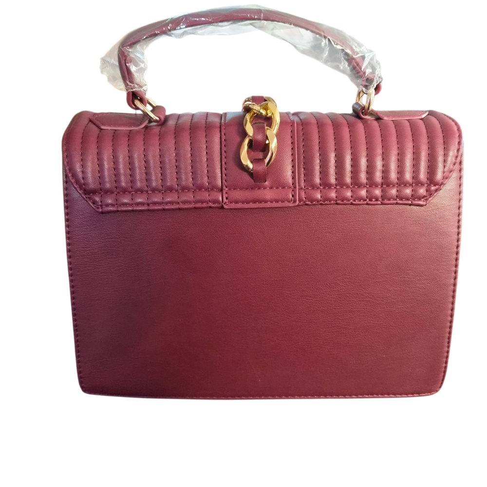 NWT Badgley Mischka Elegant Wine Colored Quilted Crossbody Handbag. - Picture 2 of 12